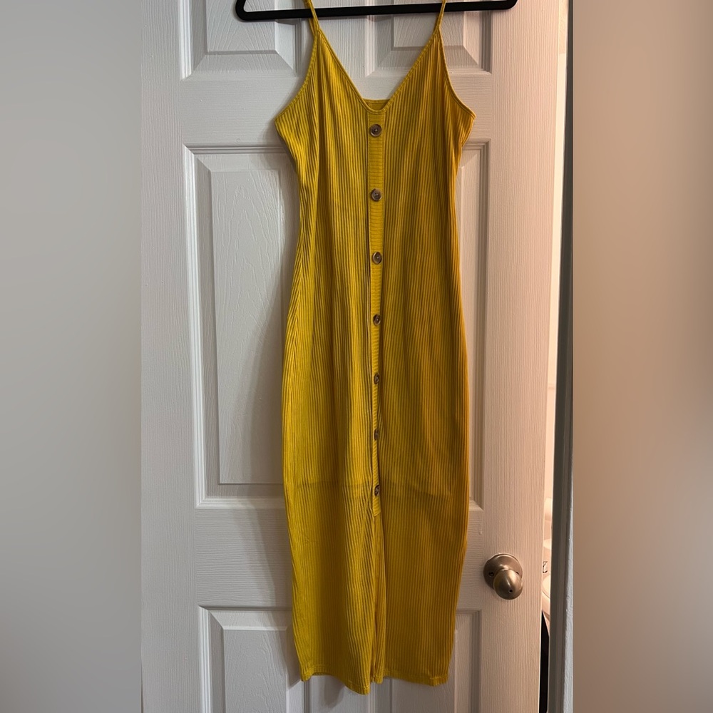 Yellow dress